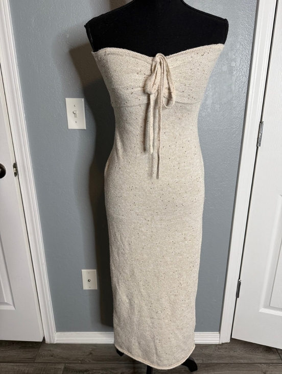 wild fable Dresses & Skirts - NWT Strapless Beige Dress